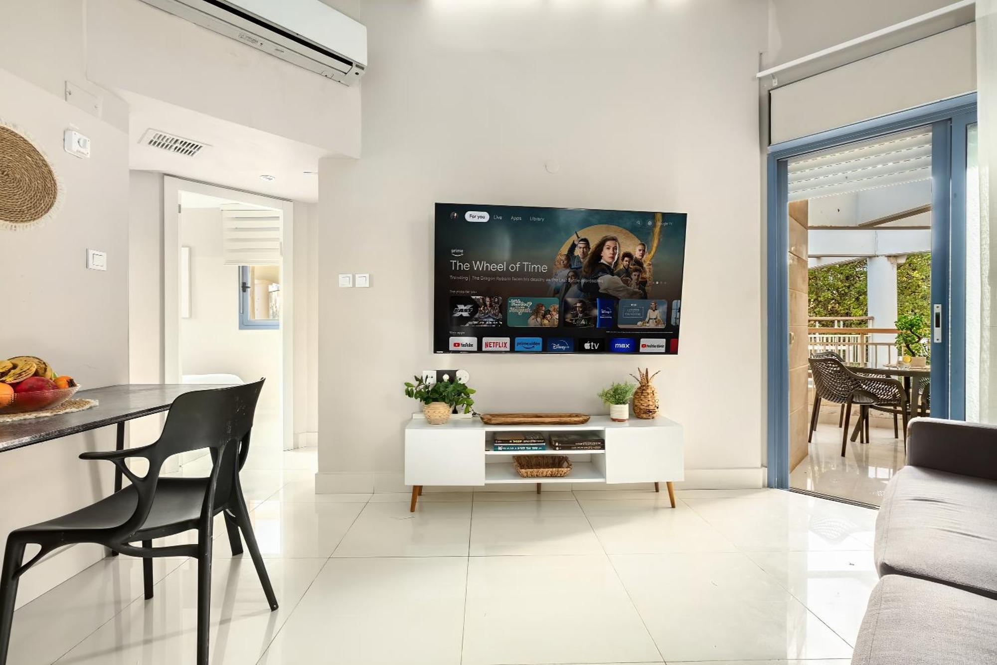 Apartment Royal Park By Sea N Rent